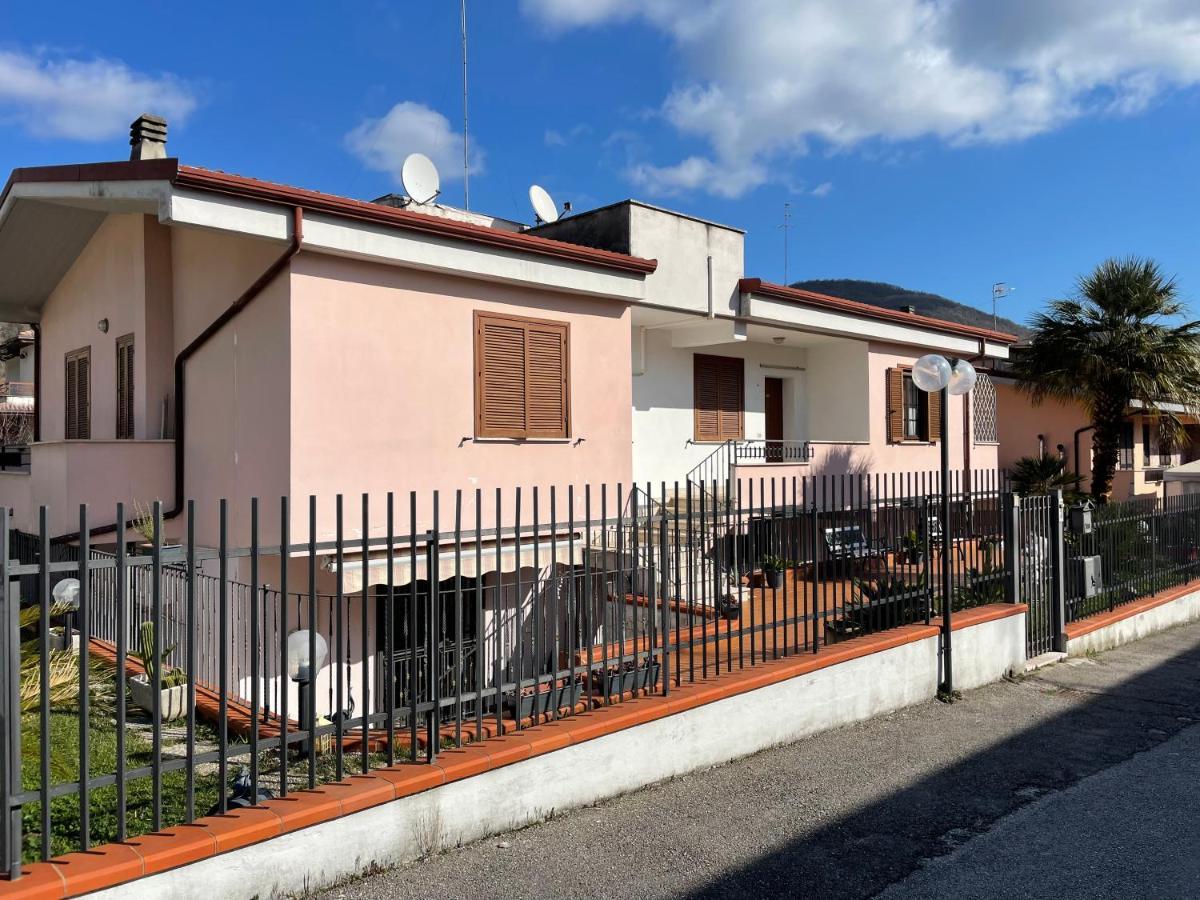 Villa Antonella Pozzilli Zewnętrze zdjęcie